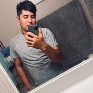 Meet your Posher, Adrian